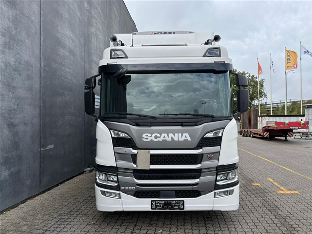 Scania P 280 B4x2NB Cooling