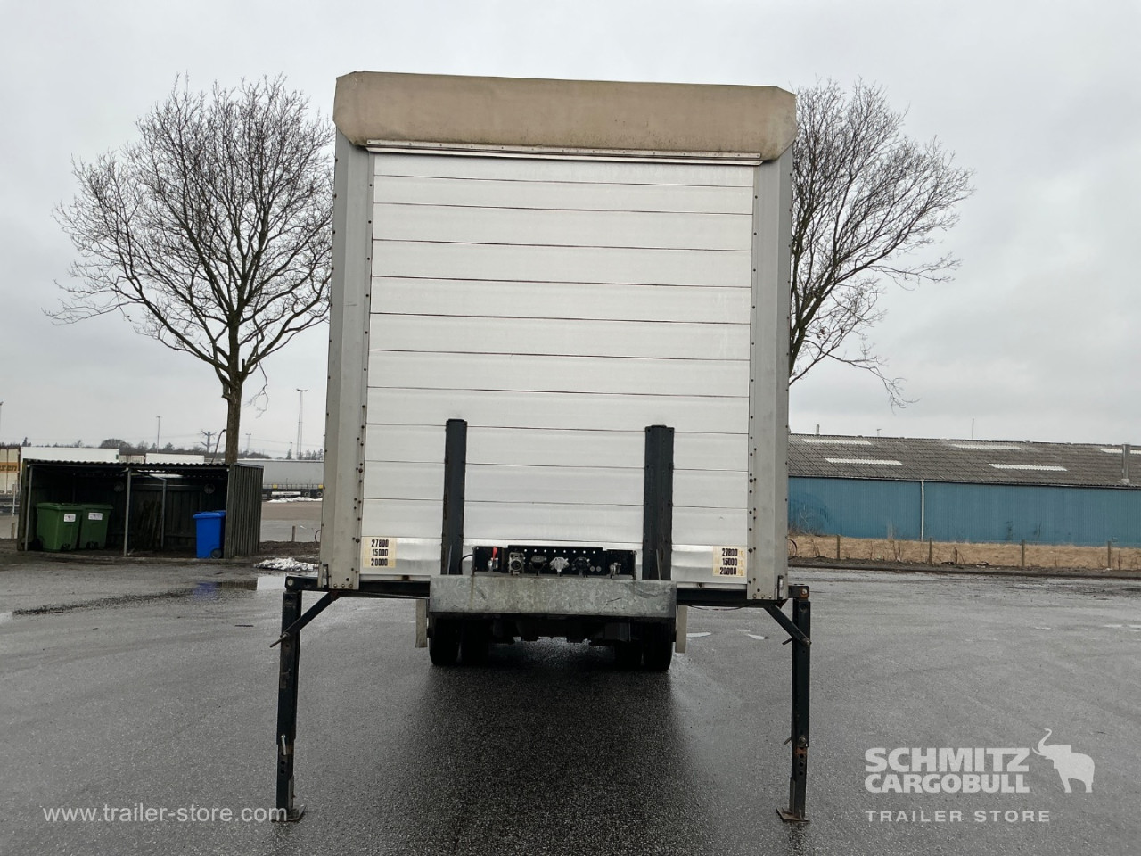 HFR Central axle Curtainsider Standard