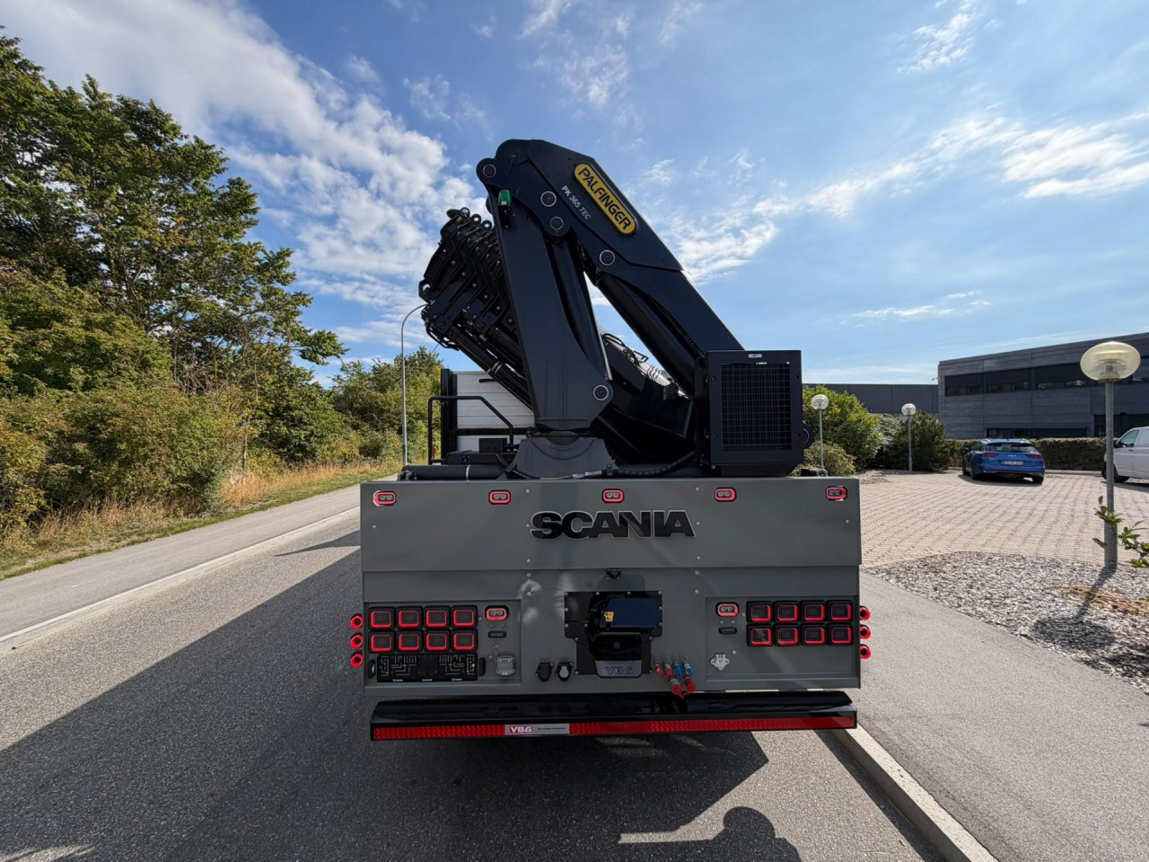 Scania R 660 B8x4NB Crane Palfinger 365 TEC Tiplad
